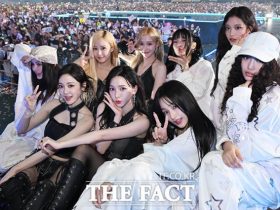 AespaとNewJeansが美しい写真でThe Fact Music Awards 2024を席巻