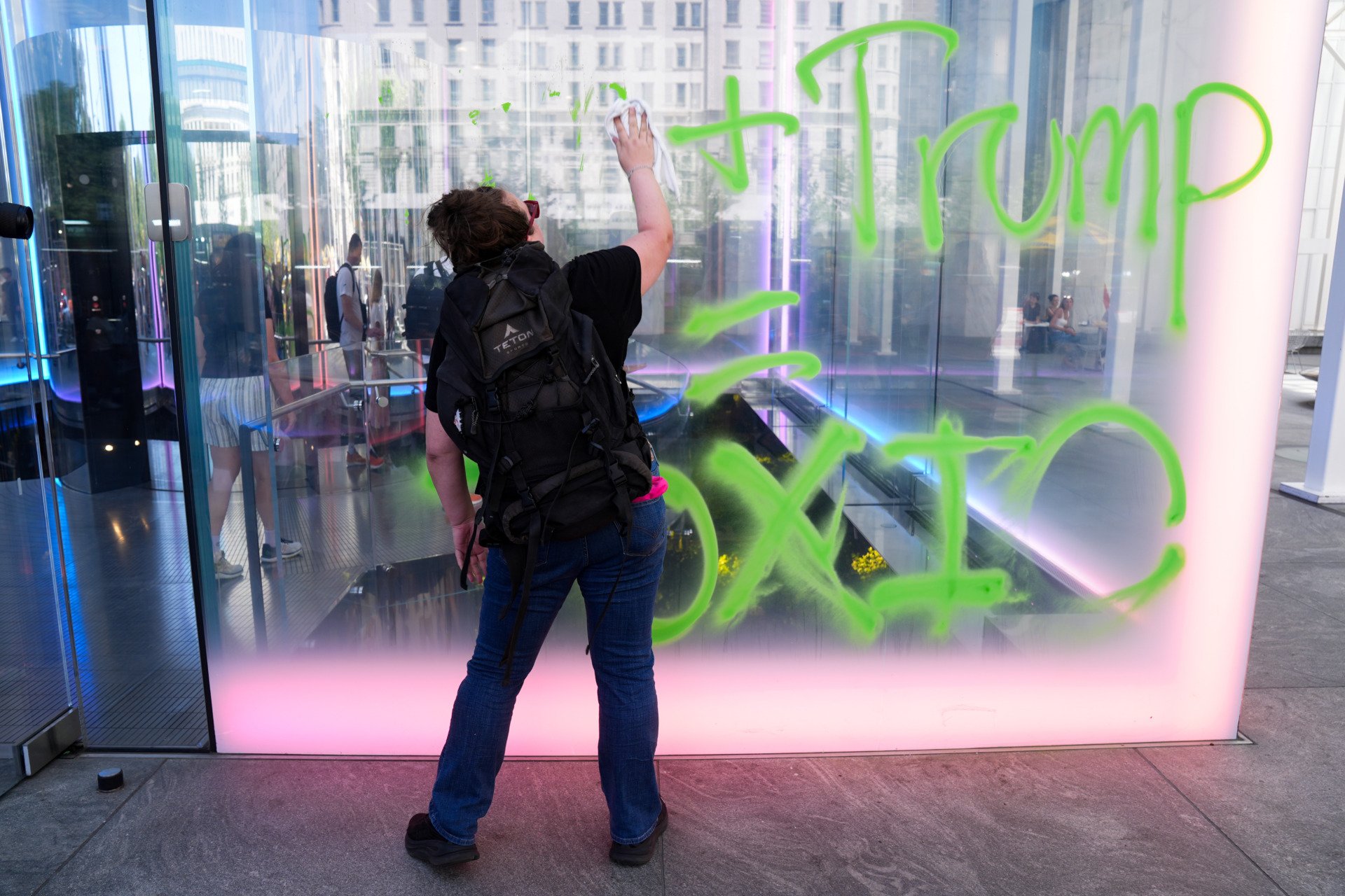 Climate Activists Target Apple In NYC